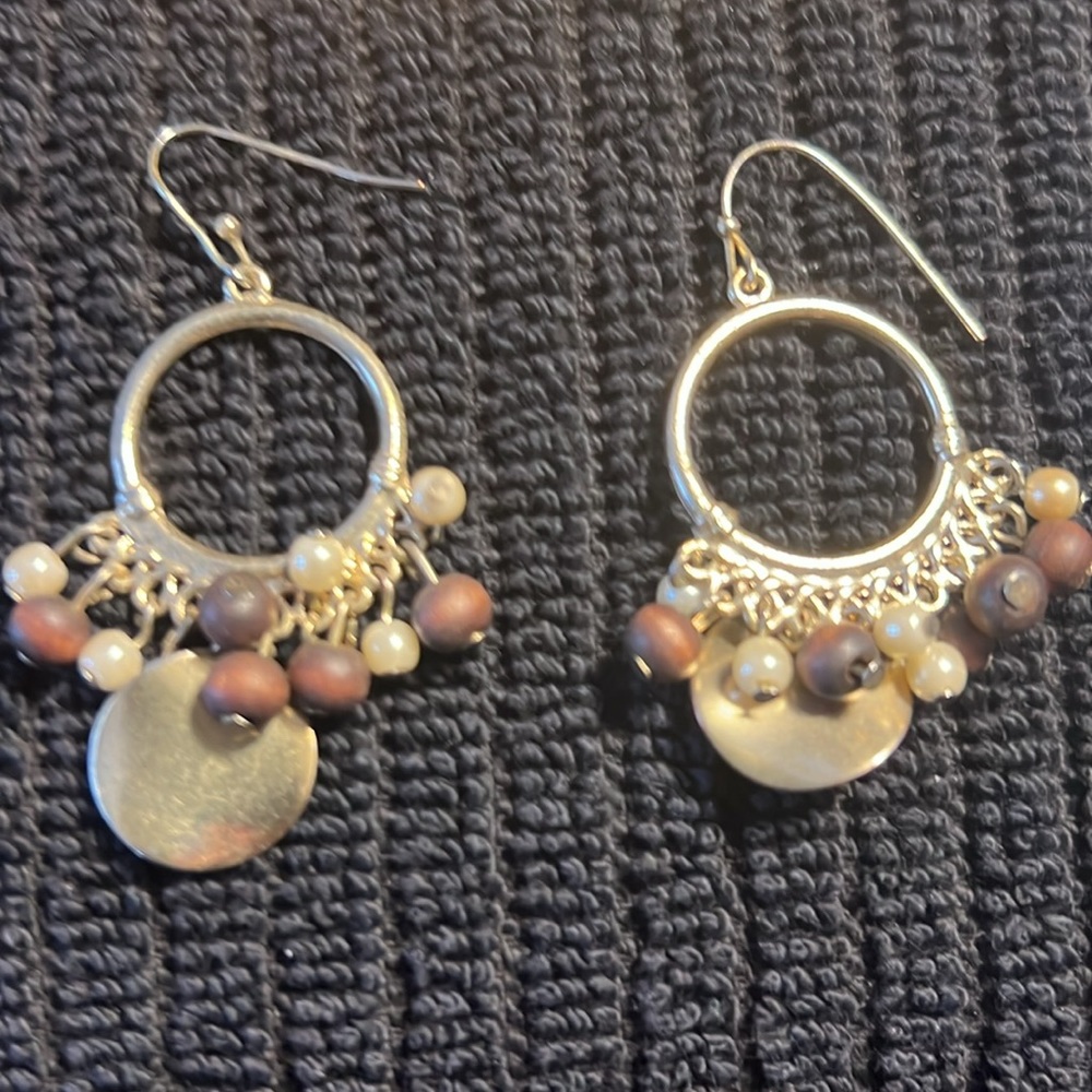 Earrings - Picture 6 of 6